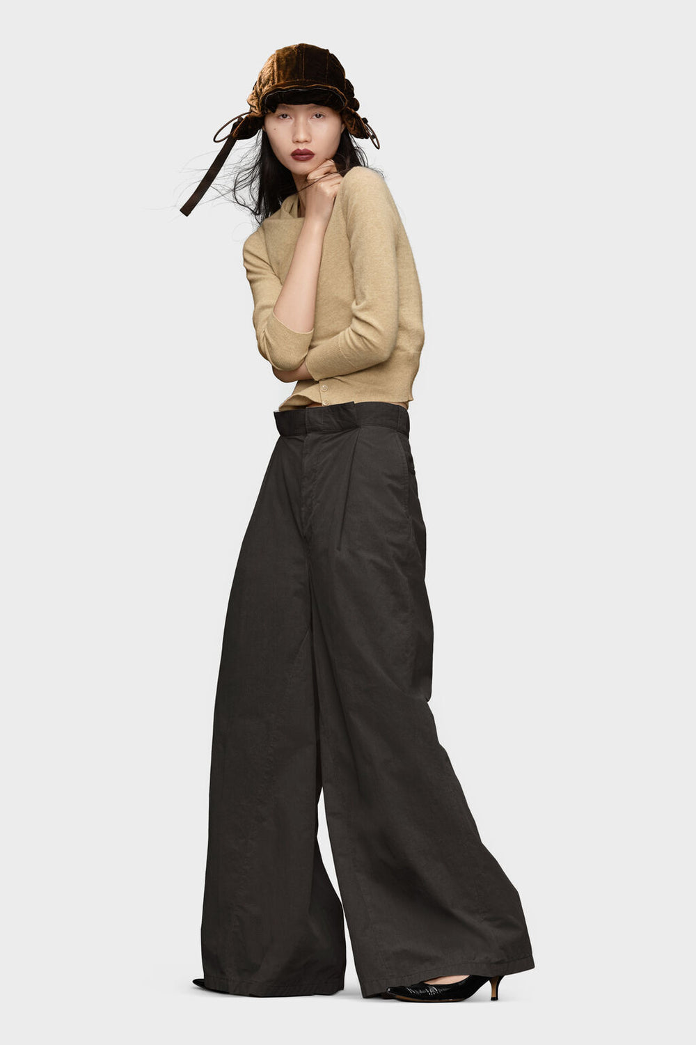 Pleat trousers