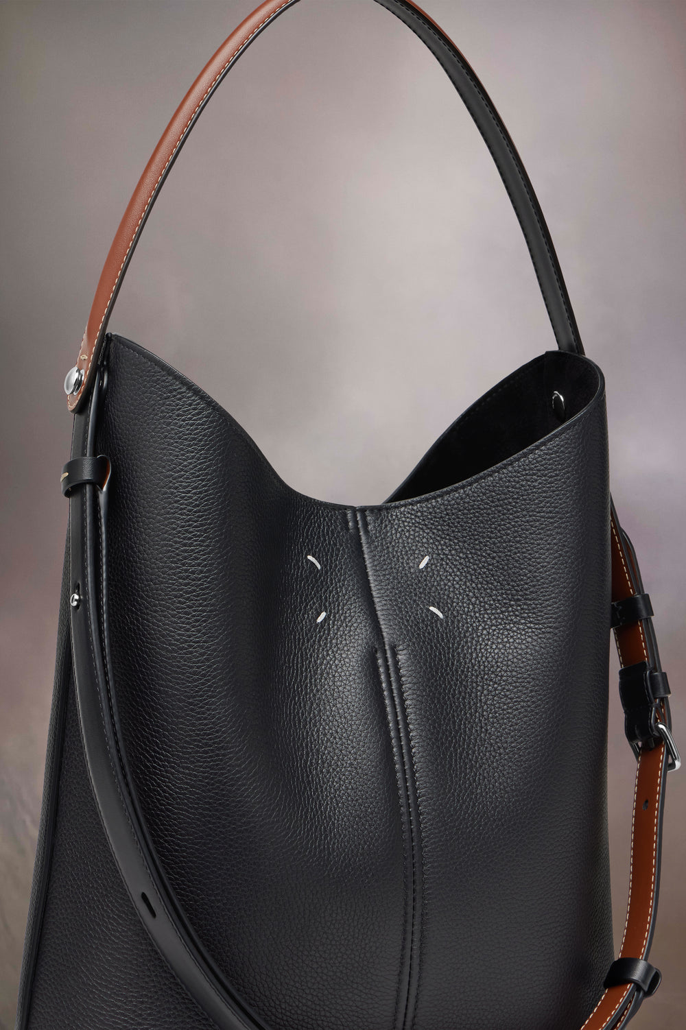 Dress-age Hobo