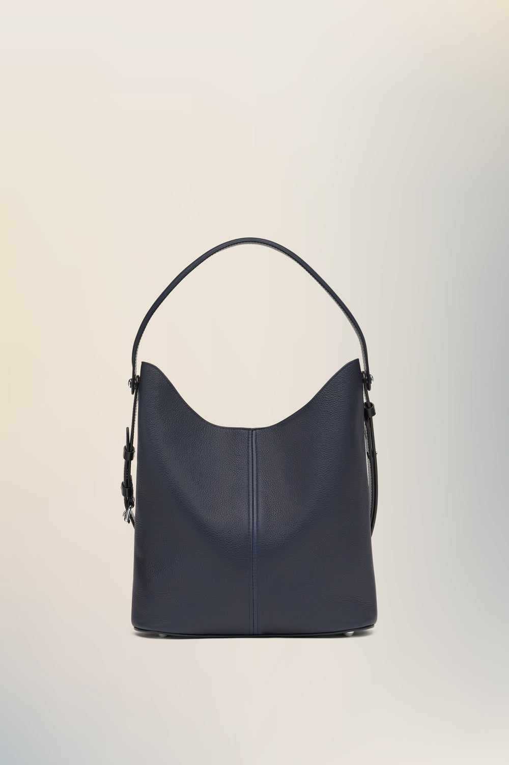 Dress-age Hobo
