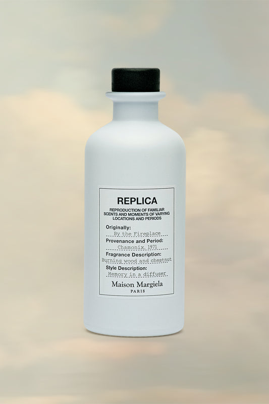 Replica By the Fireplace scented diffuser