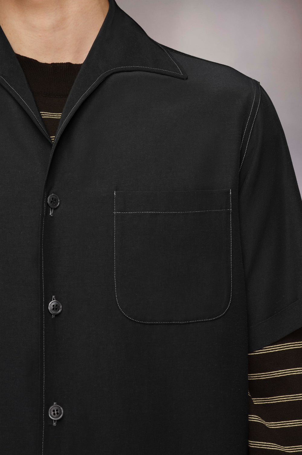 Short-sleeve shirt