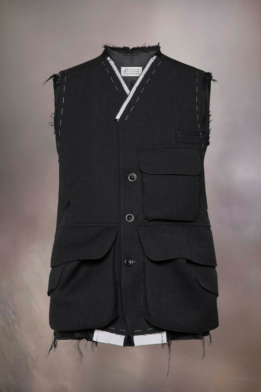Sleeveless wool jacket