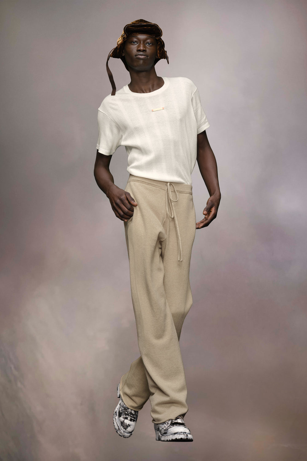 Cashmere knit trousers