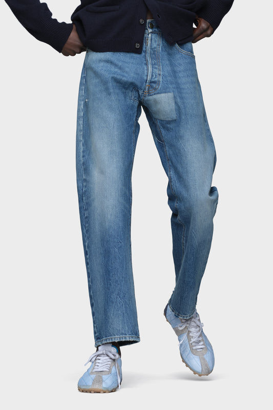 Tapered leg jeans