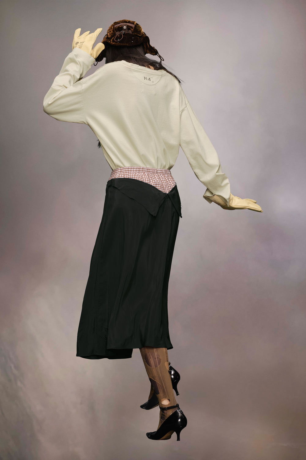 Anonymity of the lining skirt