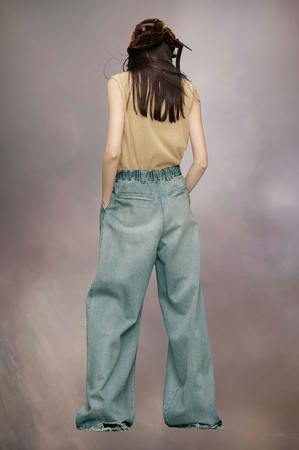 Pleat jeans