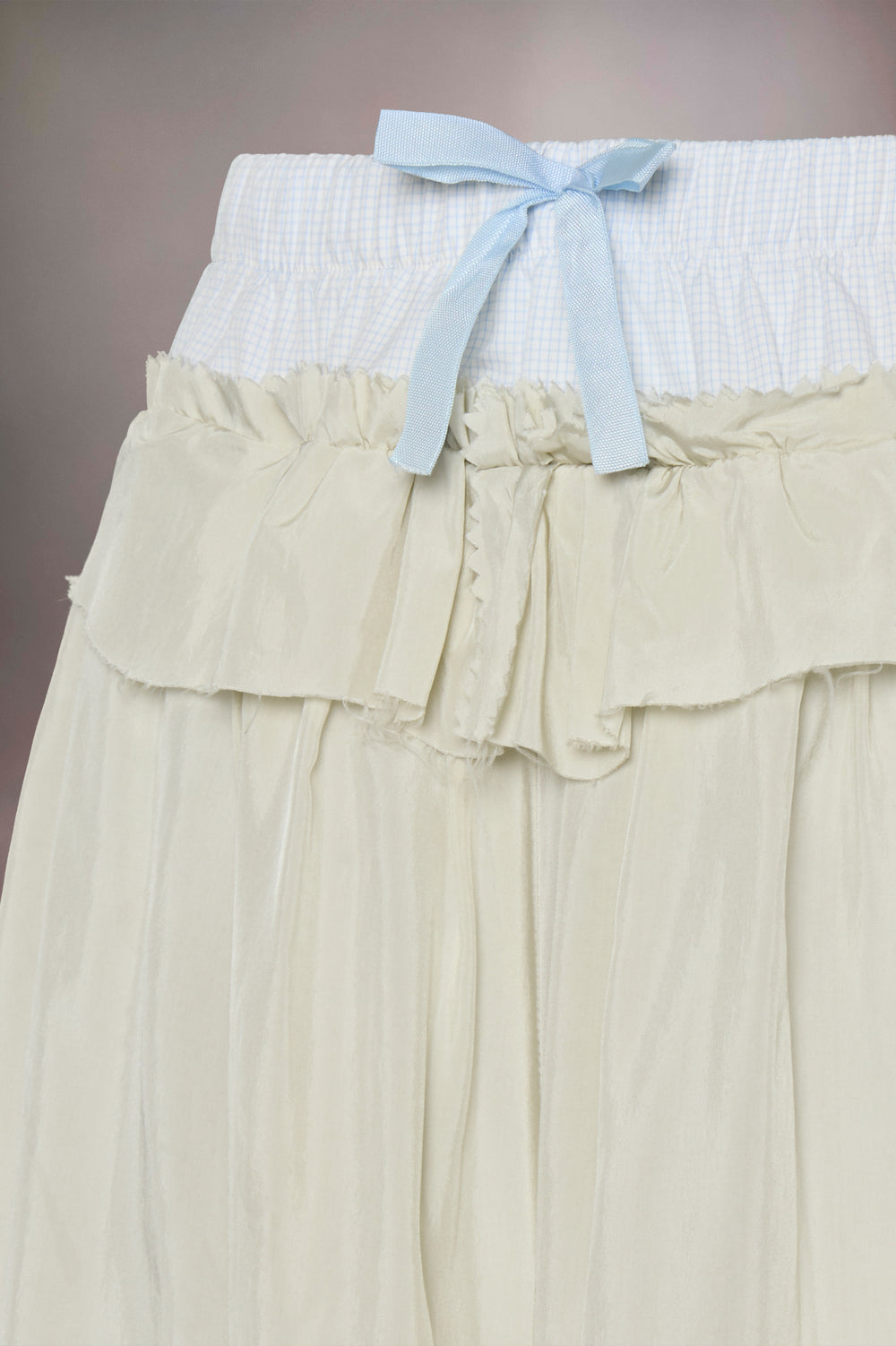 Anonymity of the lining skirt