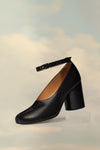 Tabi pumps