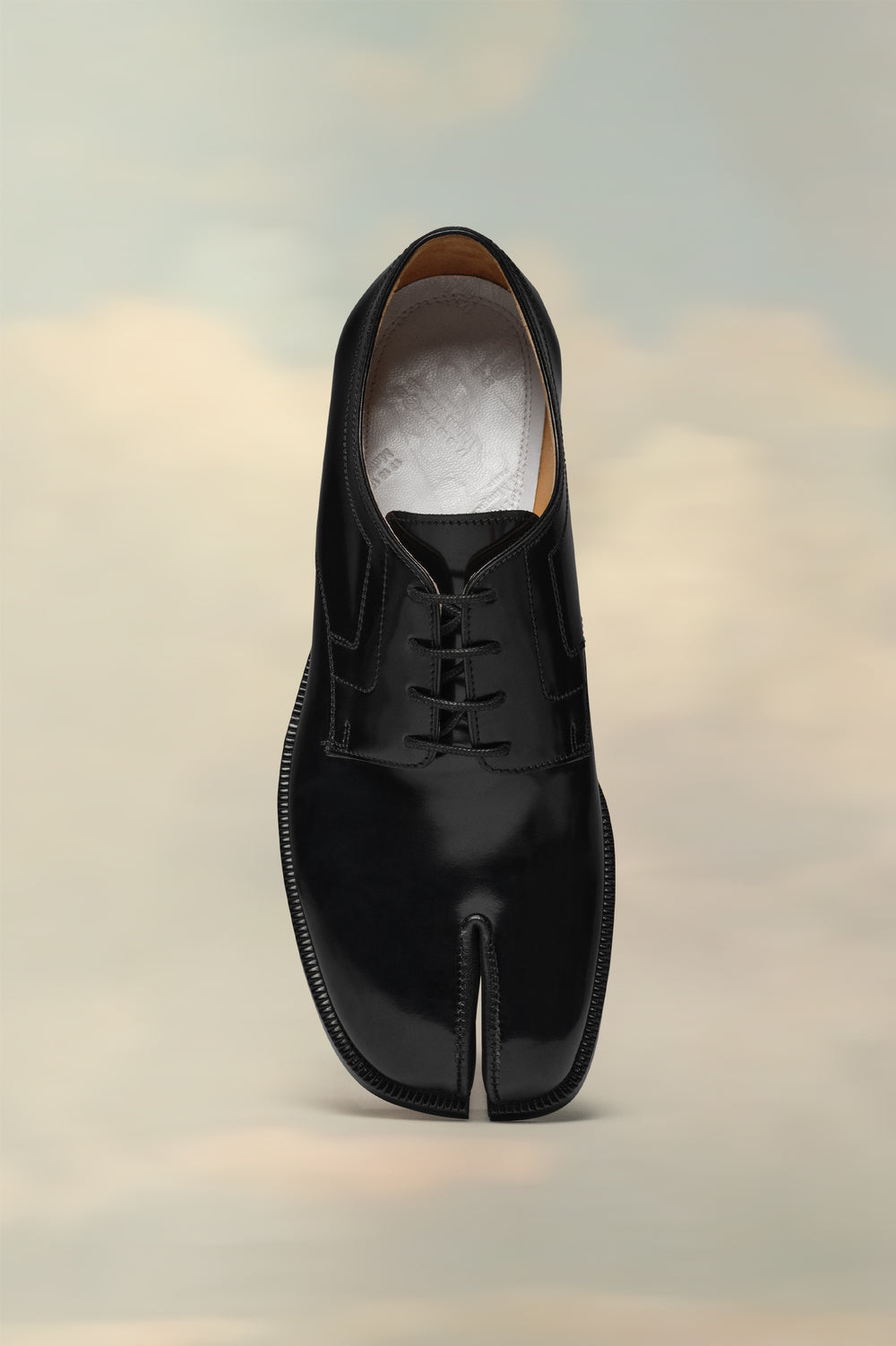 Tabi lace-ups