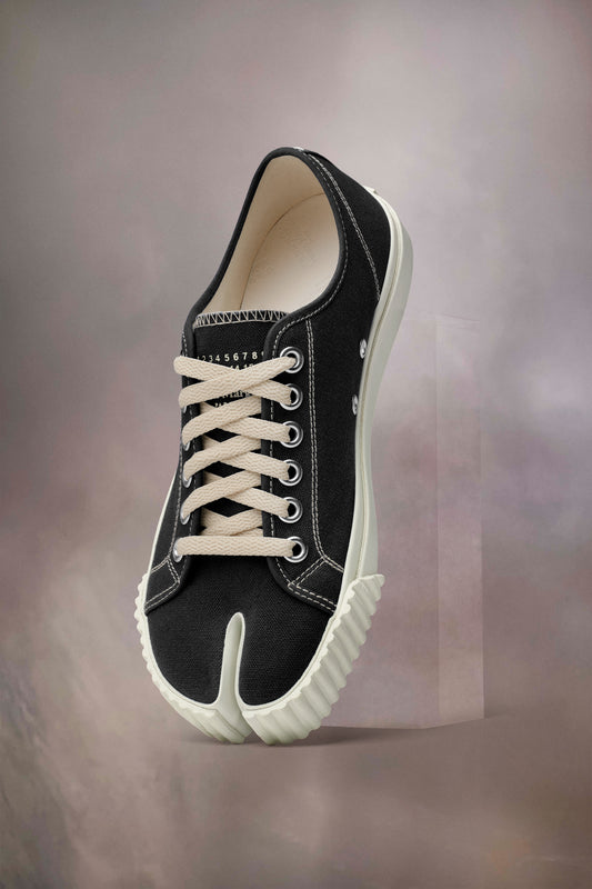 Tabi sneakers