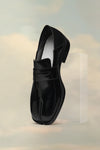 Tabi loafers