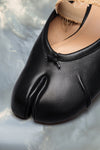 Tabi elastic band mule