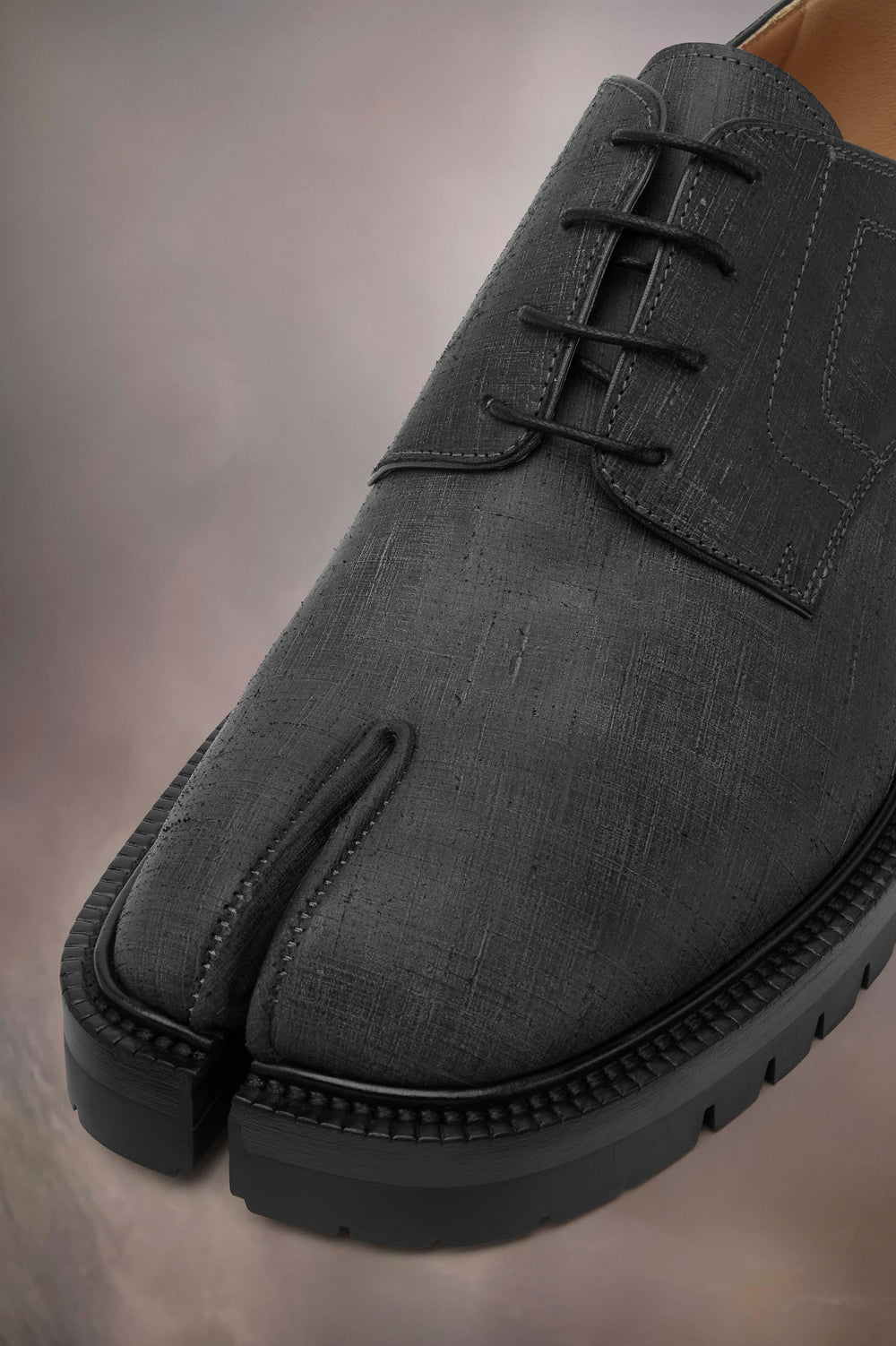 Tabi County lace-ups