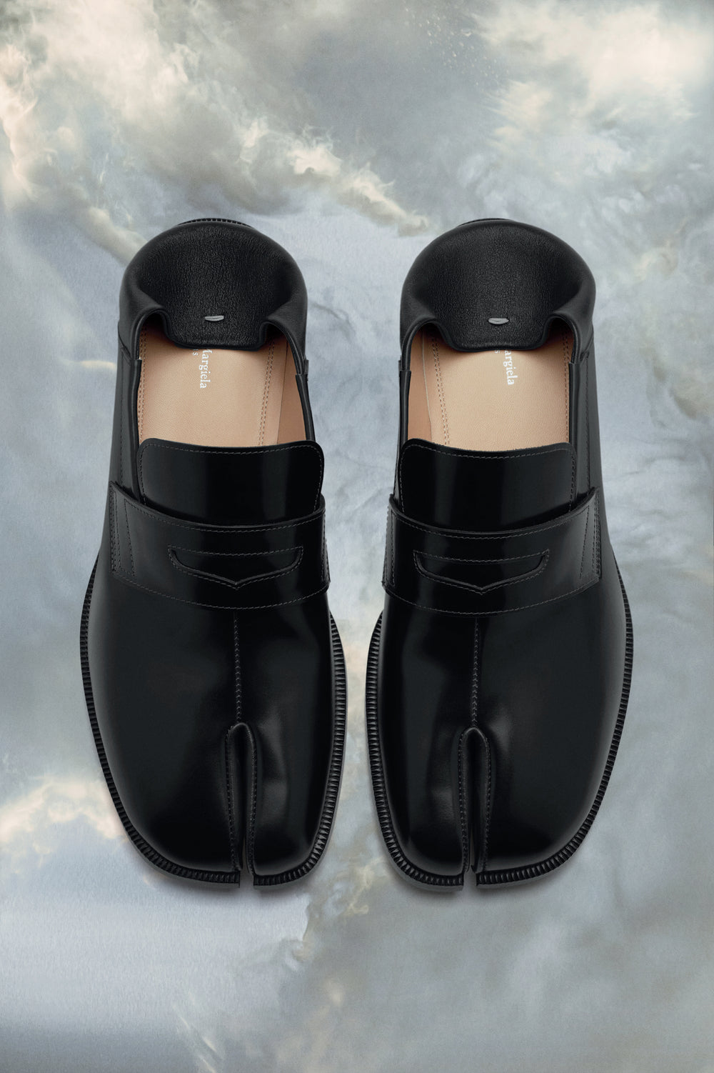 Tabi slip-on