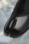 Tabi slip-on