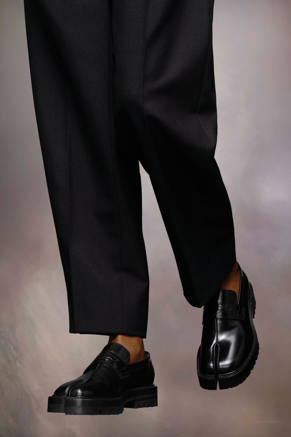 Tabi loafers
