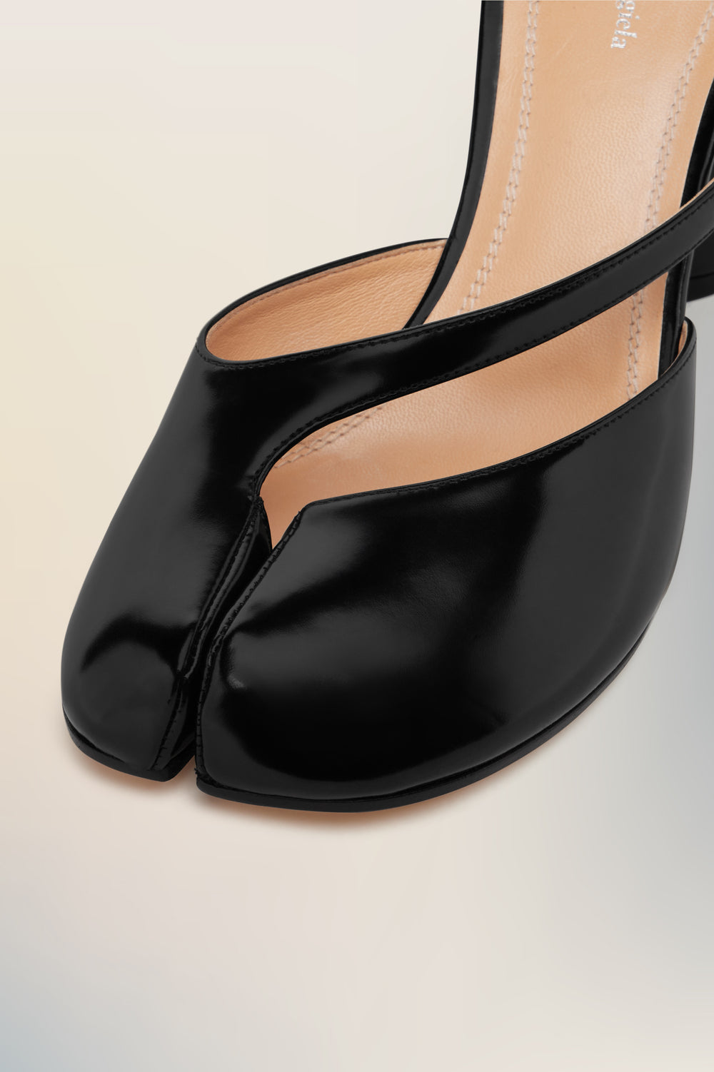 Tabi pump sandals