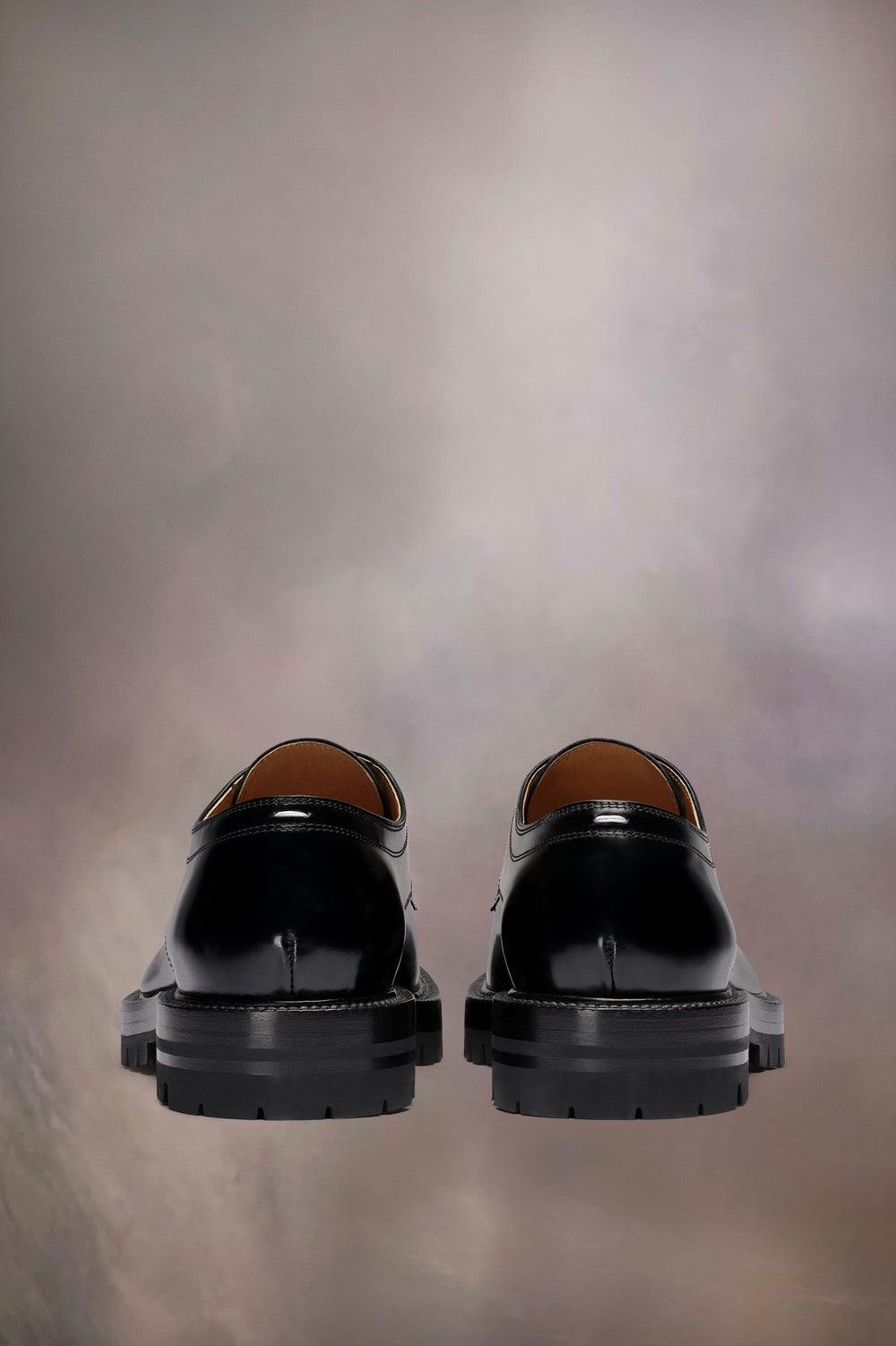 Tabi lace-ups