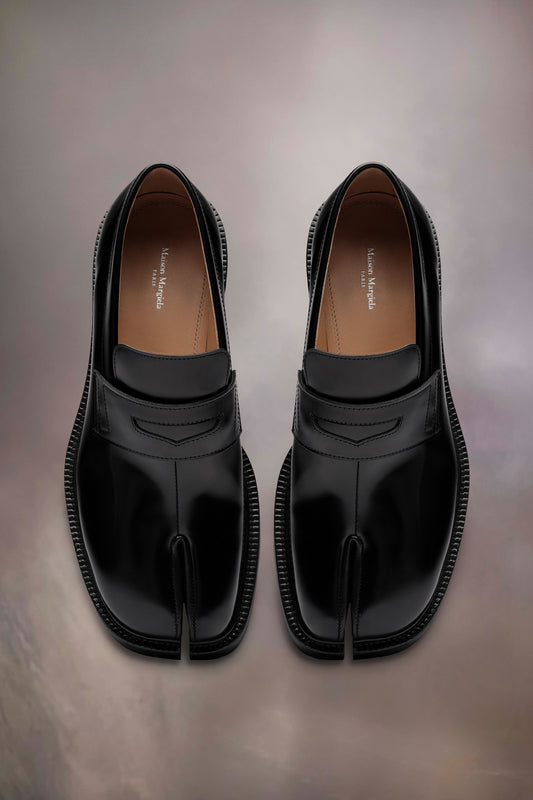Tabi loafers