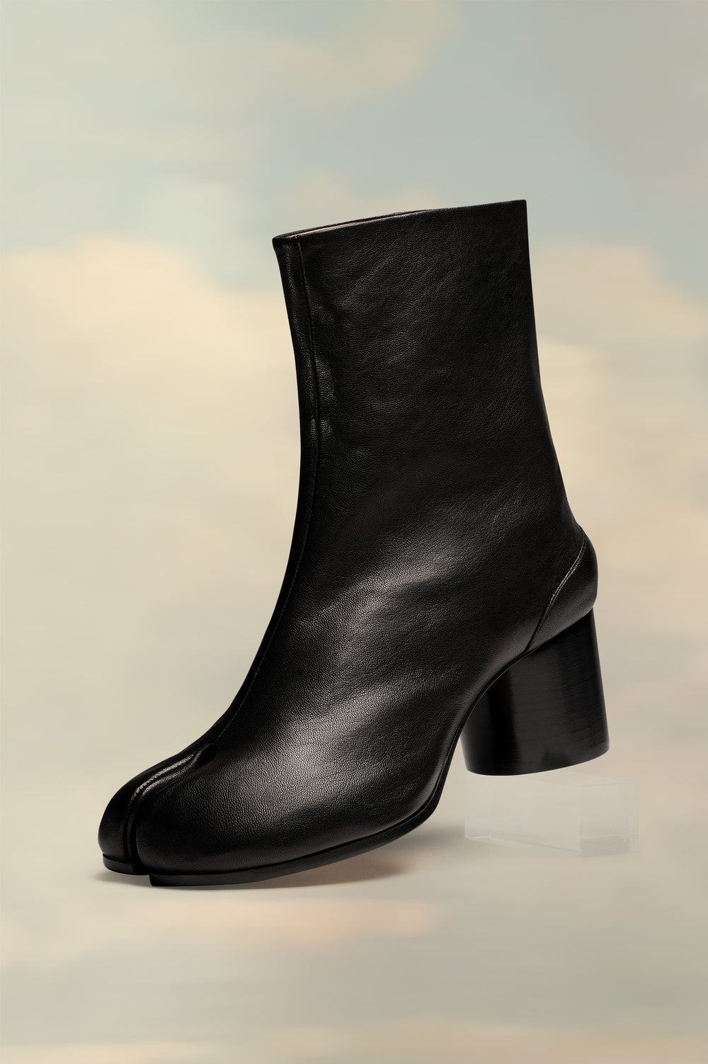 Tabi ankle boots