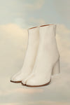 Tabi ankle boots