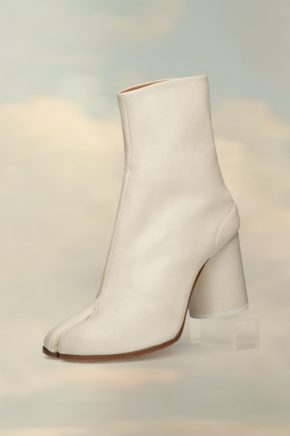 Tabi ankle boots