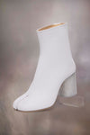 Tabi ankle boots