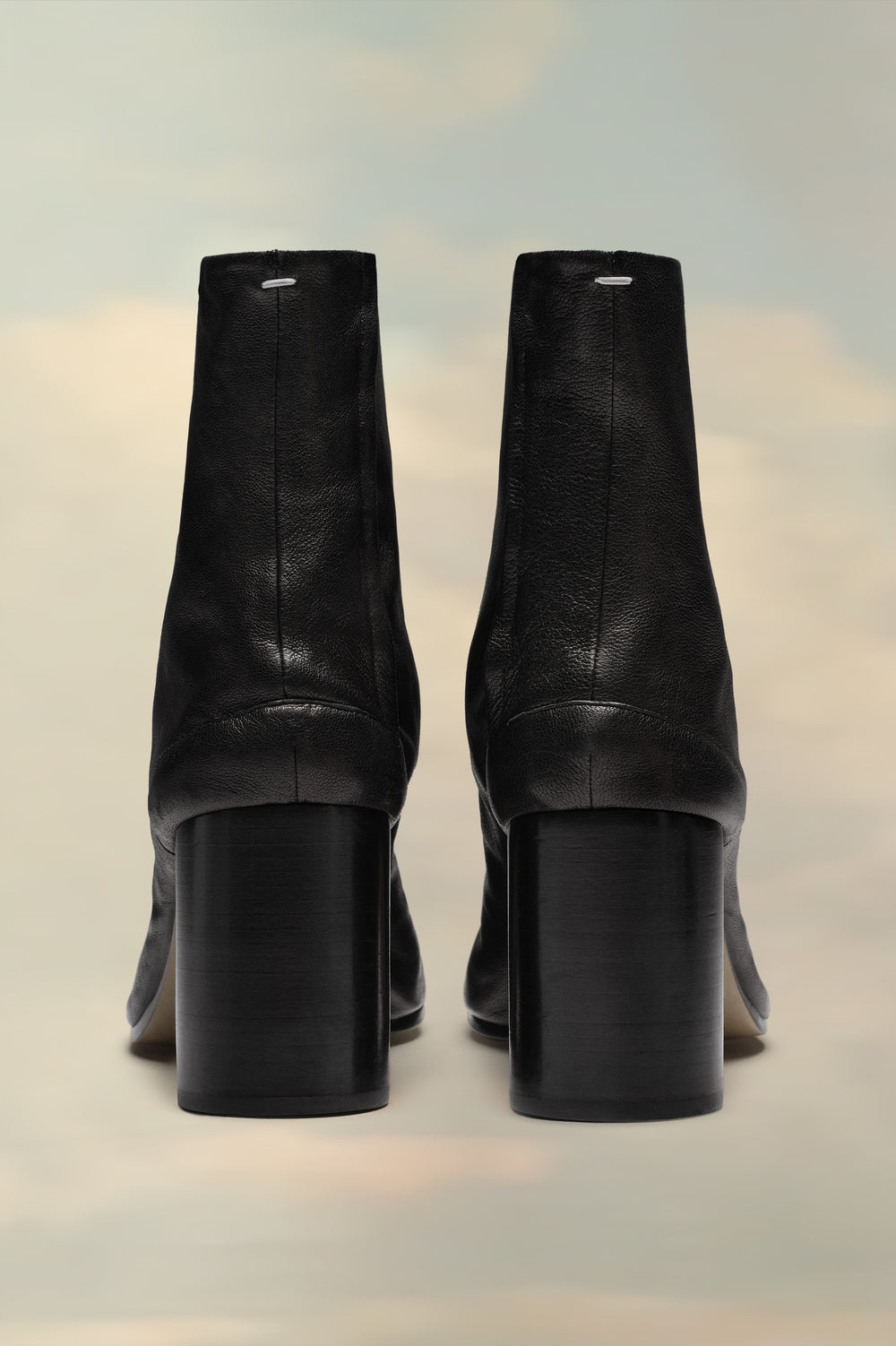 Tabi ankle boots