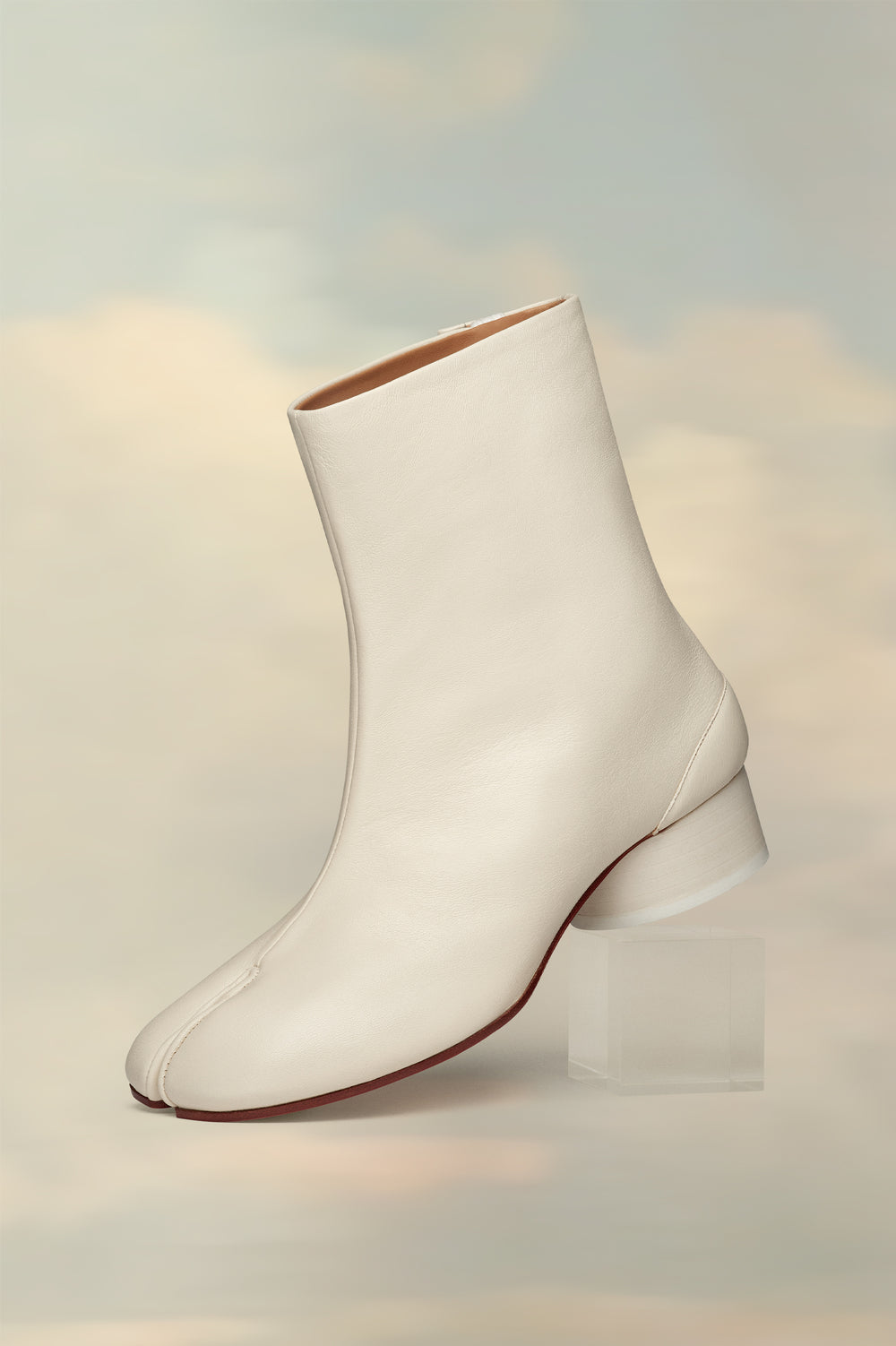 Tabi ankle boots