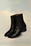 Tabi ankle boots