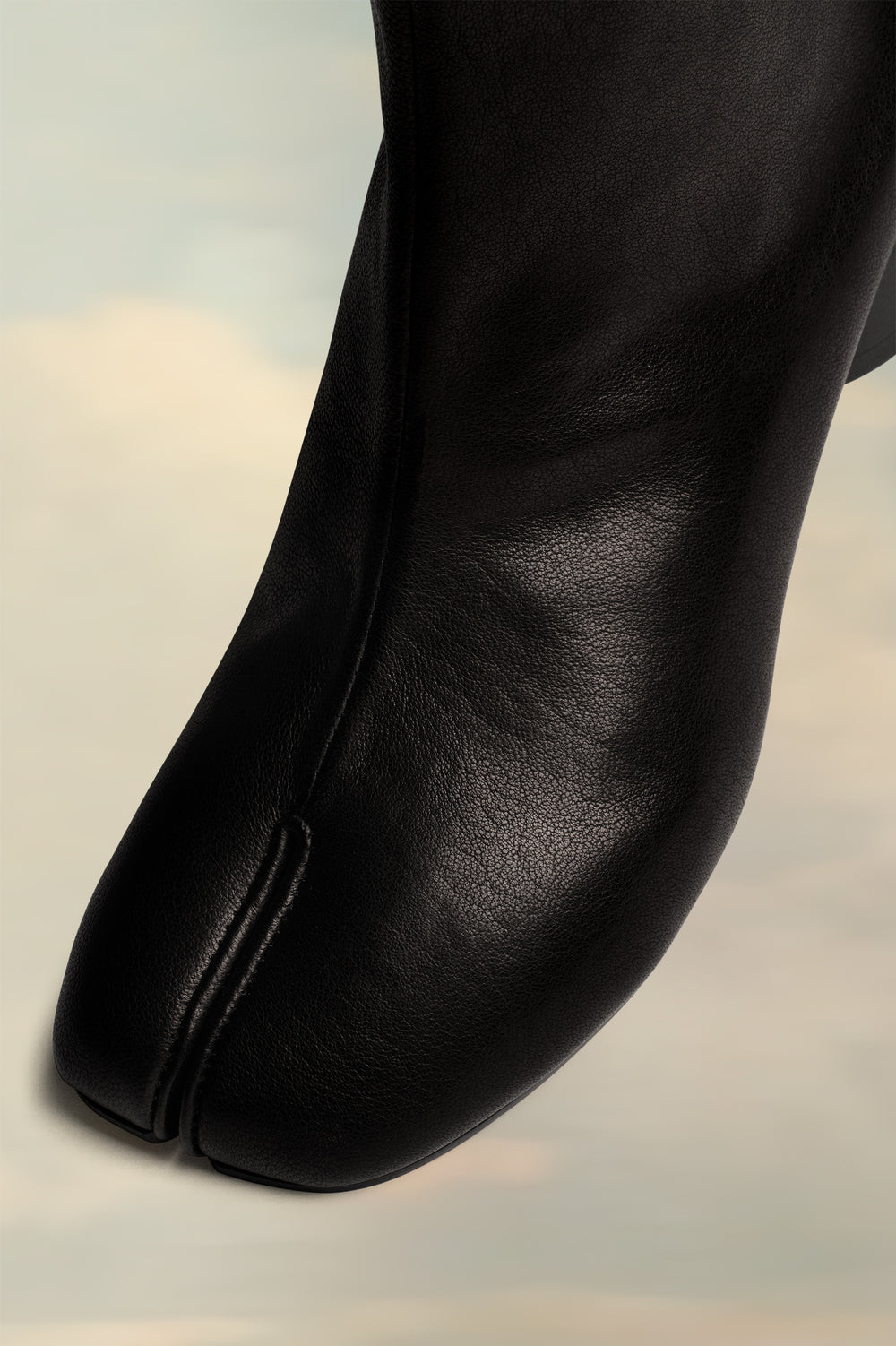 Tabi ankle boots