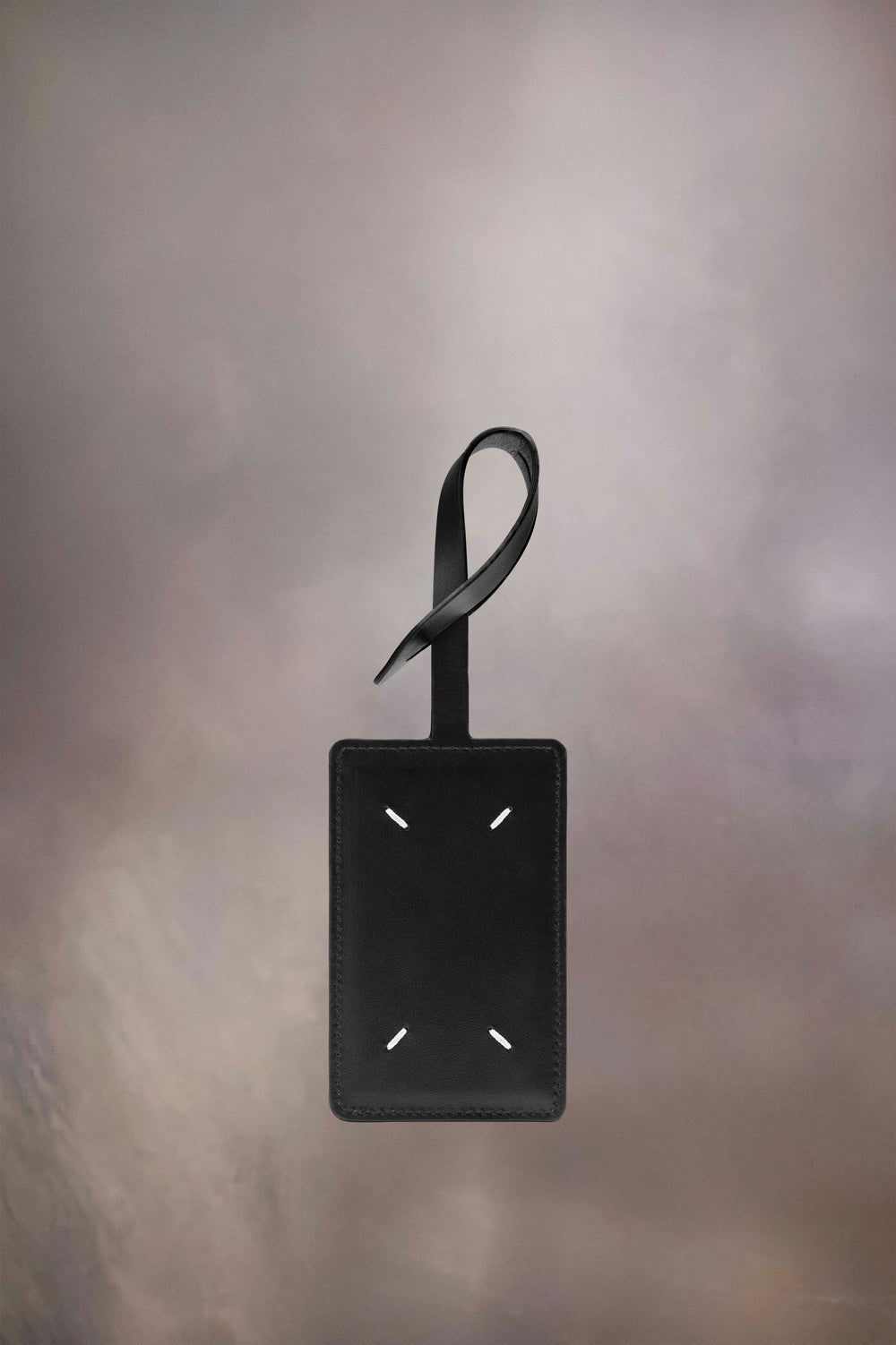 Four stitches luggage tag