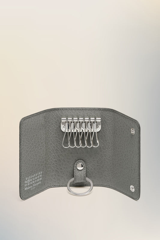 Four stitches key holder