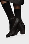 Tabi pumps
