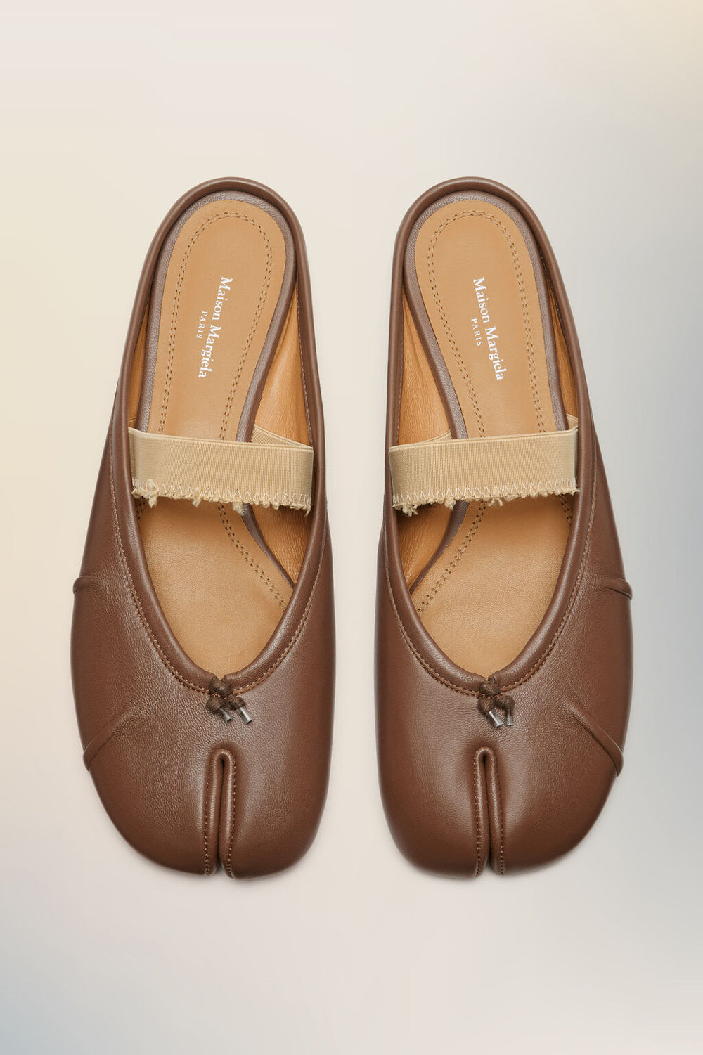 Tabi elastic band mule
