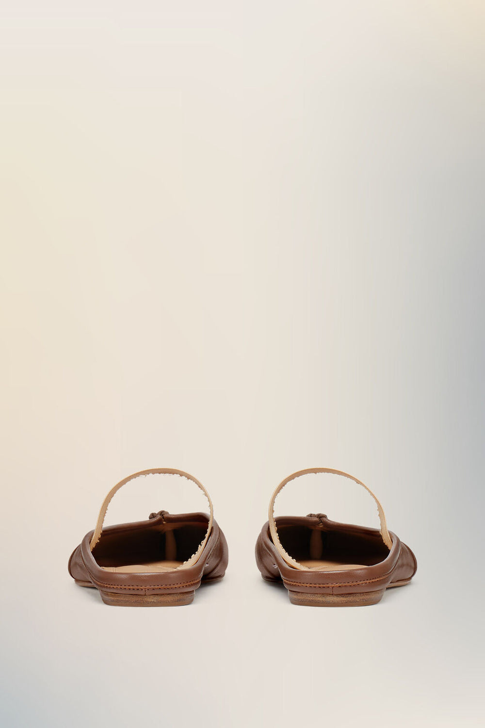 Tabi elastic band mule