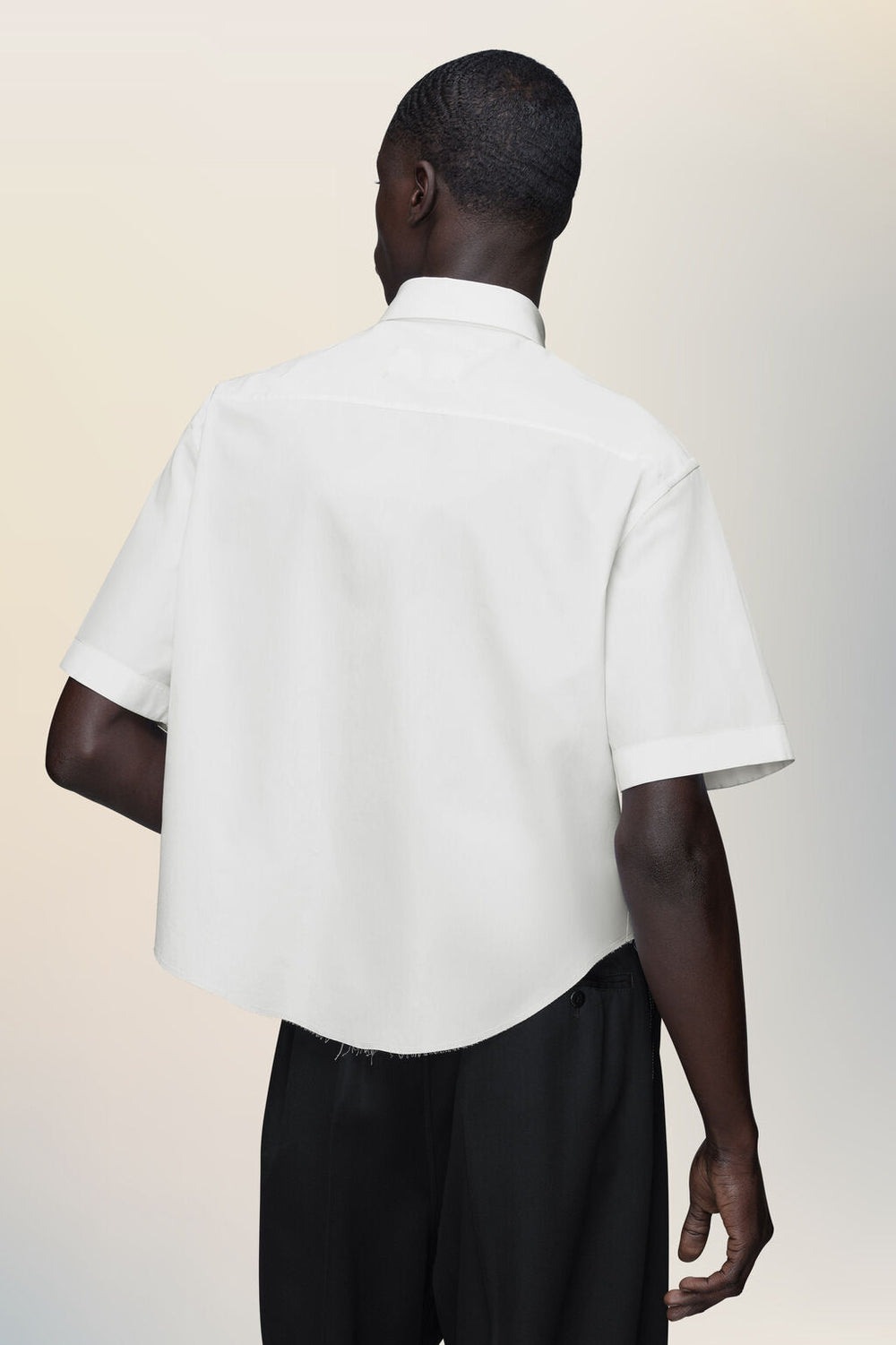 Short-sleeved shirt