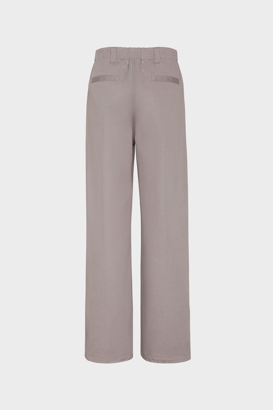 Oversized trousers