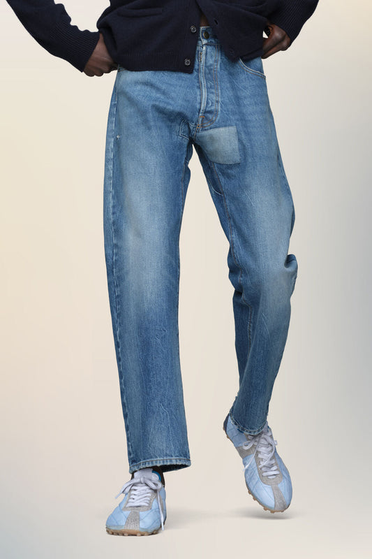 Tapered leg jeans