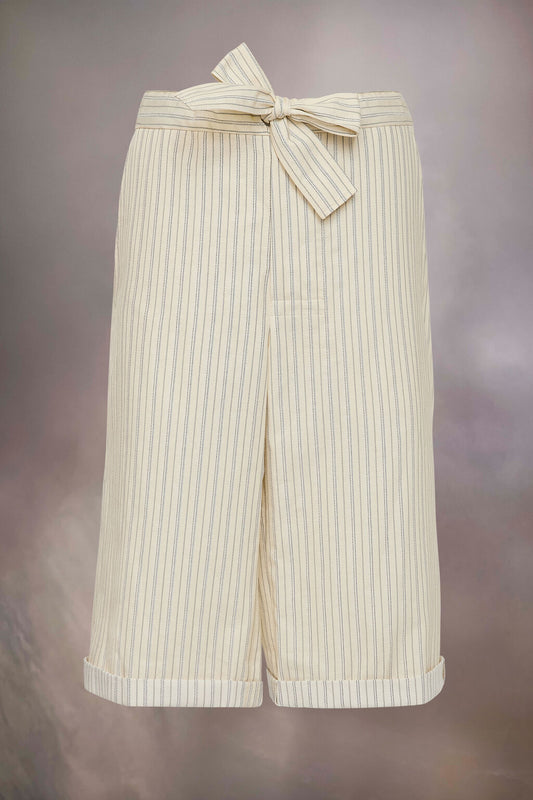 Stripe tie shorts