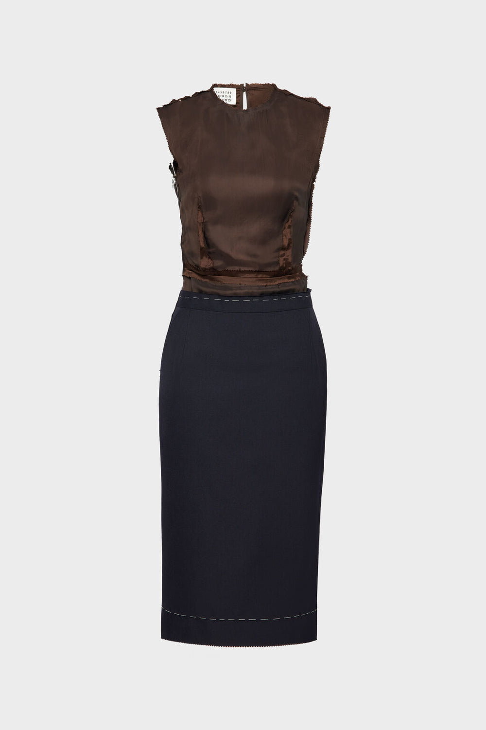 Sleeveless dress
