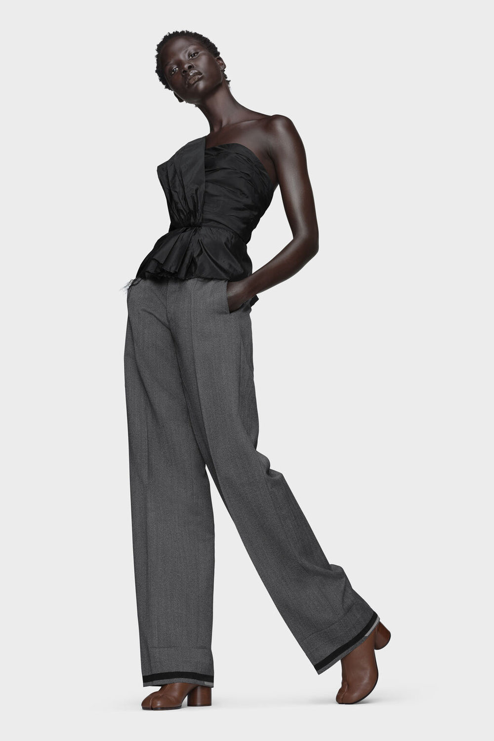 Asymmetric draped top