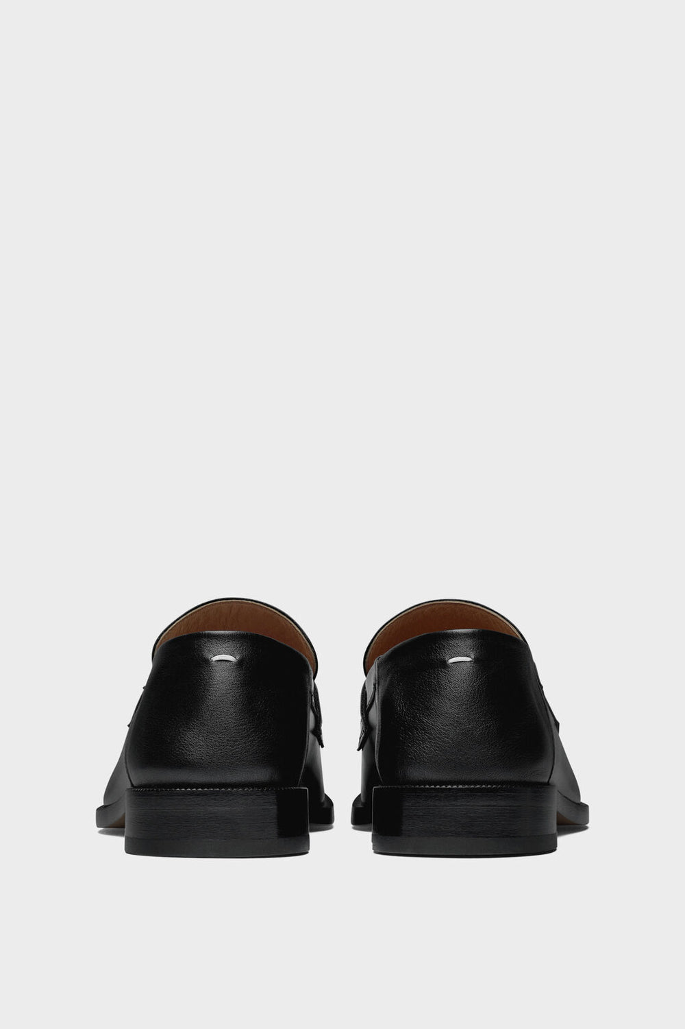 Tabi slip-on