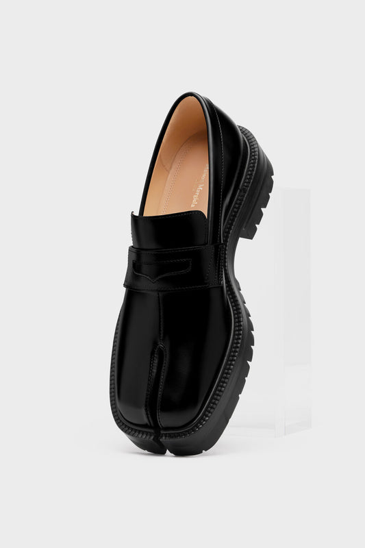 Tabi loafers