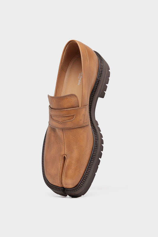 Tabi County loafers
