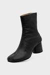 Tabi ankle boots