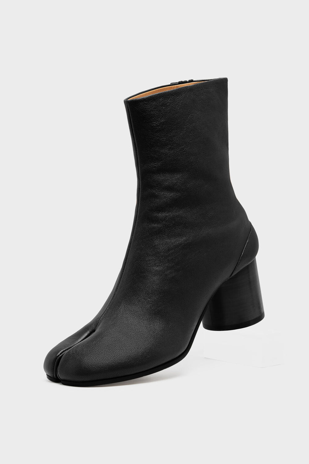 Tabi ankle boots