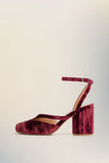 Tabi sandal pump