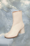 Tabi ankle boots