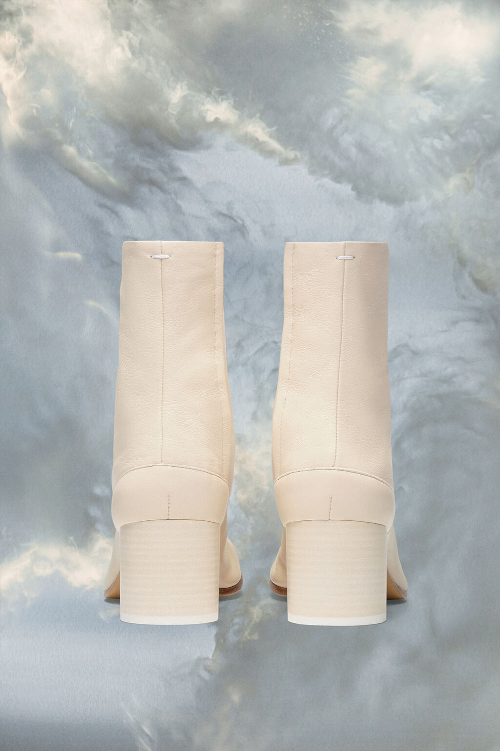 Tabi ankle boots
